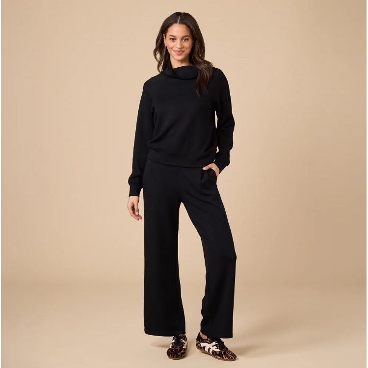 DreamTech Mock Neck with Pleated Pant